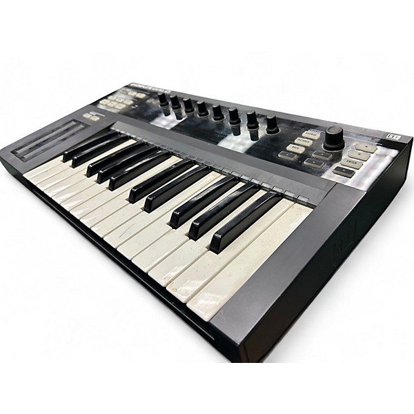 Used Native Instruments Komplete Kontrol S25 MIDI Controller