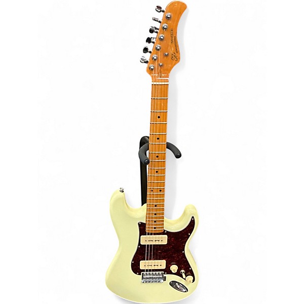 Used SX VTG SERIES WHITE Solid Body Electric Guitar