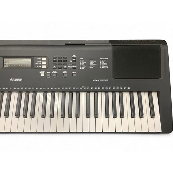 Used Yamaha PSREW300 76 Key Portable Keyboard