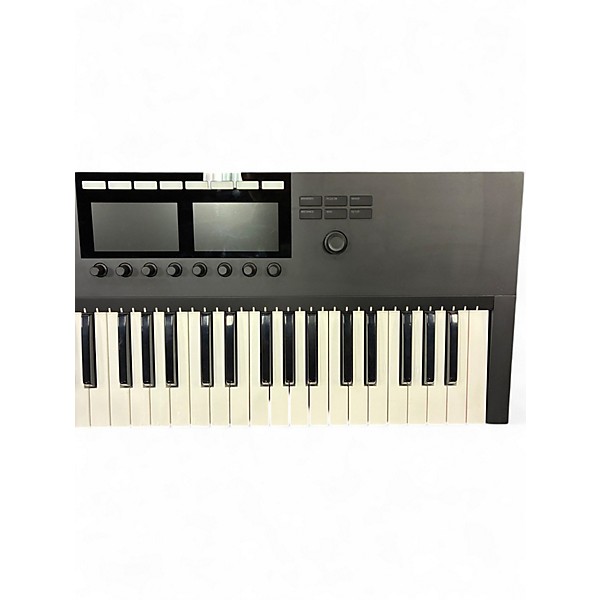 Used Native Instruments Komplete Kontrol S49 MK2 MIDI Controller