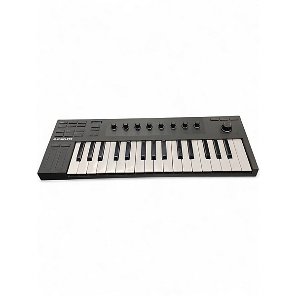 Used Native Instruments komplete kontrol m32 MIDI Controller