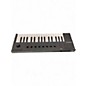 Used Native Instruments komplete kontrol m32 MIDI Controller