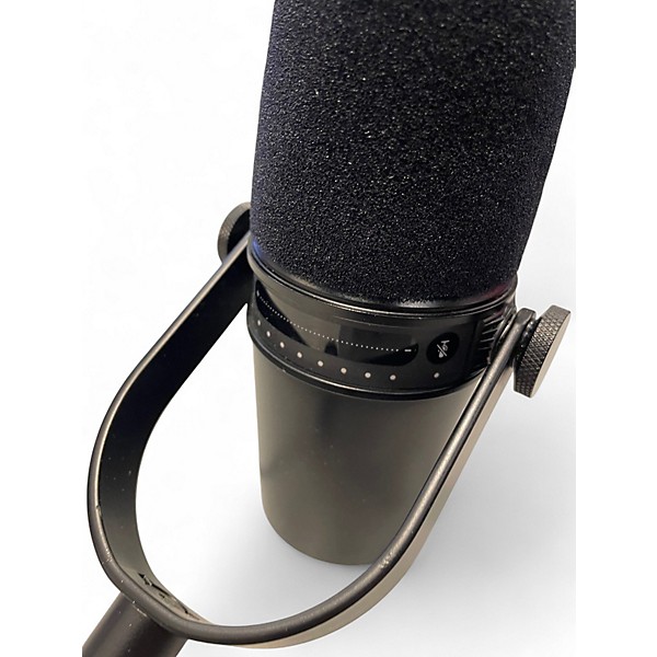 Used Shure MV7 Dynamic Microphone