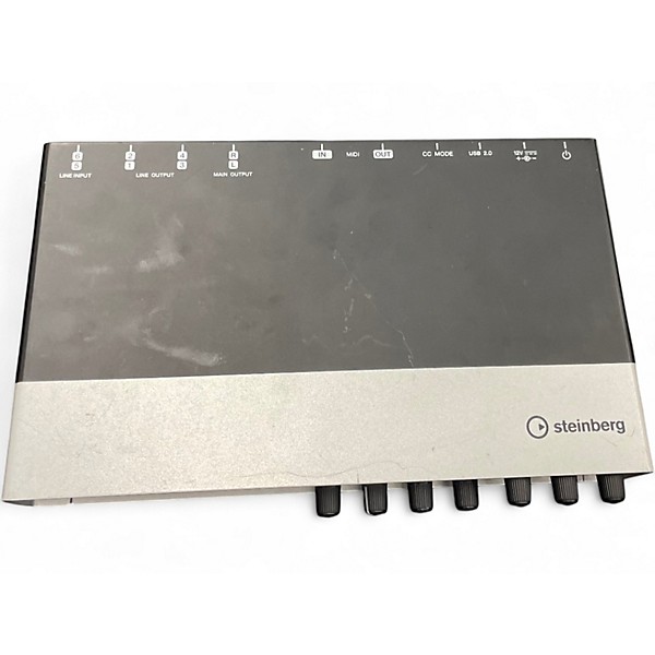Used Steinberg UR44 Audio Interface