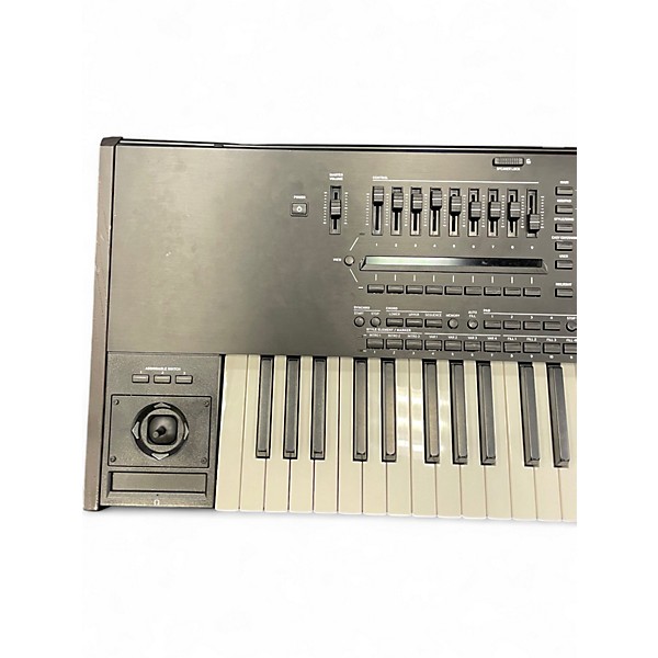Used KORG PA5X 76 Key Keyboard Workstation