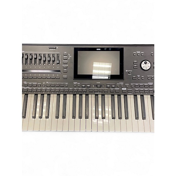 Used KORG PA5X 76 Key Keyboard Workstation