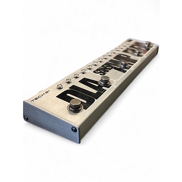 Used Tech 21 Fly Rig 5 SansAmp Effect Processor | Guitar Center