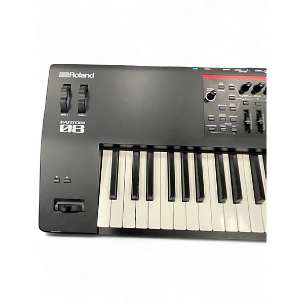 Used Roland Fantom 08 Keyboard Workstation