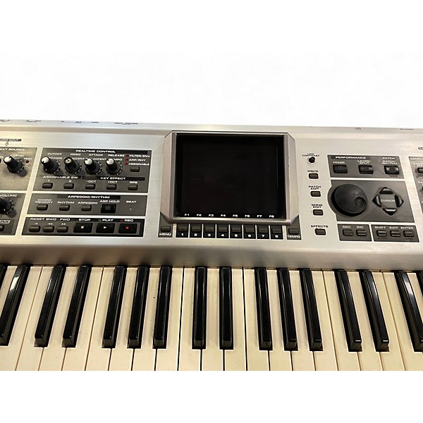 Used Roland Fantom X7 Keyboard Workstation