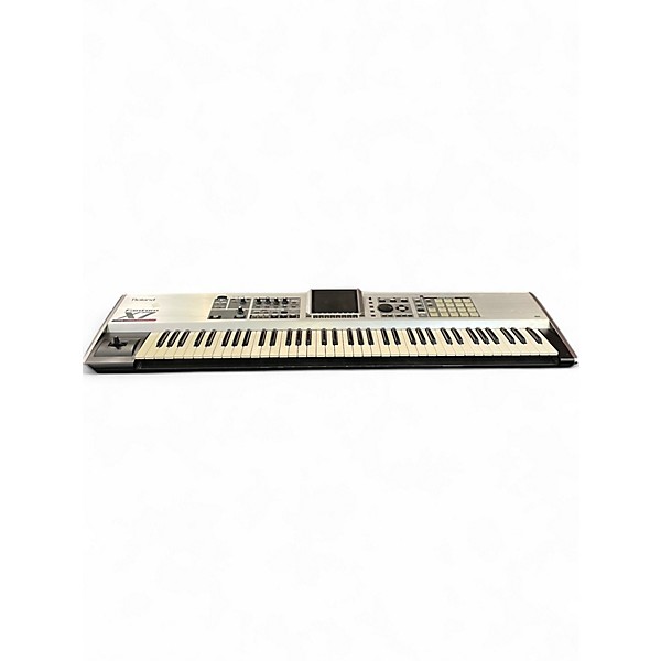 Used Roland Fantom X7 Keyboard Workstation