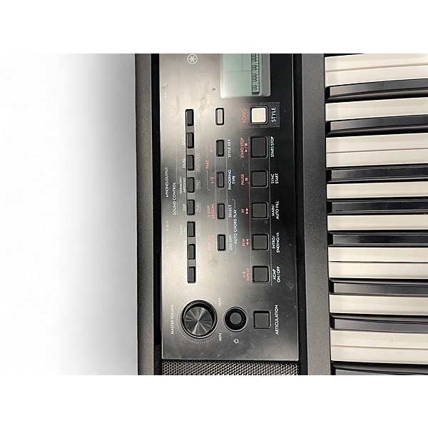 Used Yamaha PSRE383 Portable Keyboard