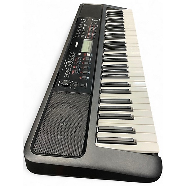 Used Yamaha PSRE383 Portable Keyboard