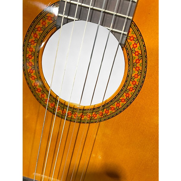 Used Yamaha C40 Natural Classical Acoustic Guitar