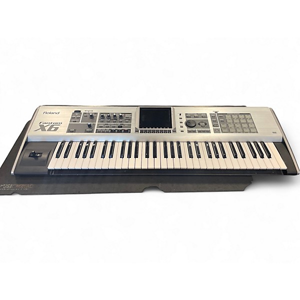 Used Roland Fantom X6 Keyboard Workstation
