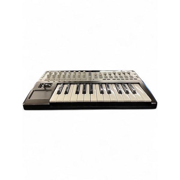 Used Novation Remote 25 SL MIDI Controller
