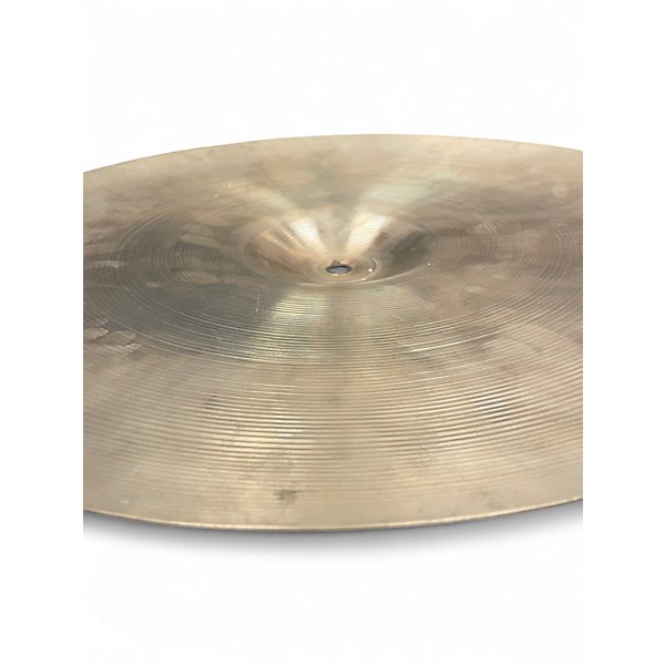 Used Zildjian 18in Avedis Crash Cymbal