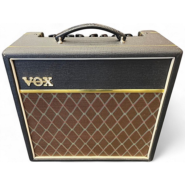 Used VOX V9168R Pathfinder 15R 15W 1X8 Guitar Combo Amp
