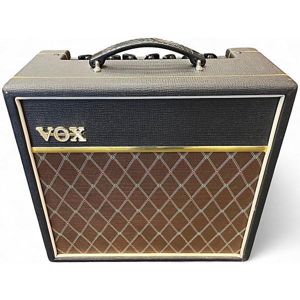 Used VOX V9168R Pathfinder 15R 15W 1X8 Guitar Combo Amp