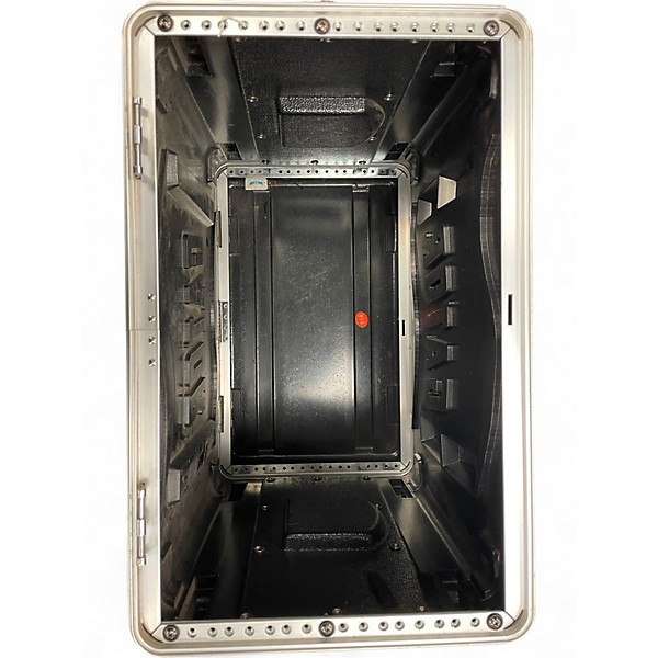 Used Gator 6U Rackmount Case