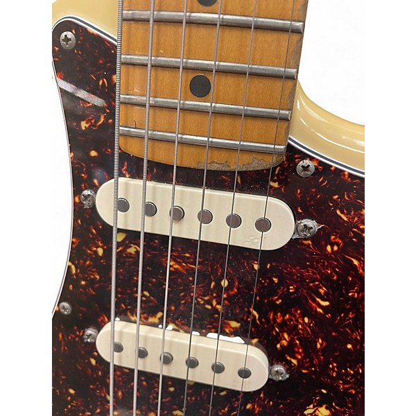Used 1987 Fender American Standard Stratocaster Buttercream Solid Body Electric Guitar