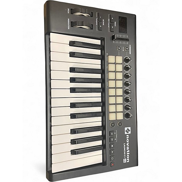 Used Novation Launchkey 25 Key MIDI Controller