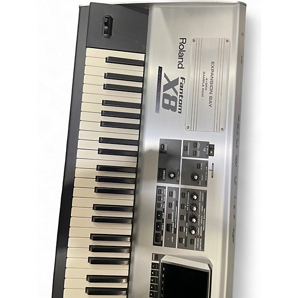 Used Roland X8 Keyboard Workstation