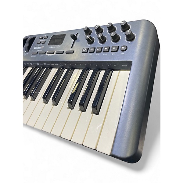 Used M-Audio Oxygen 25 Key MIDI Controller