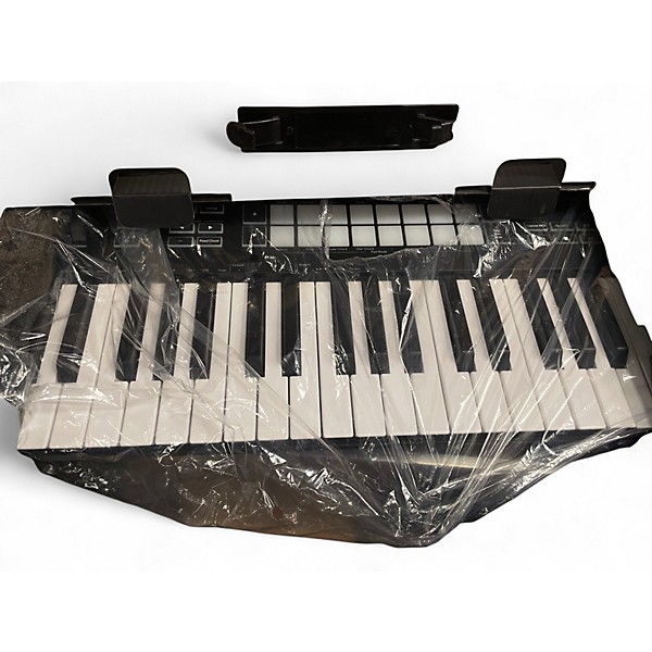 Used Novation launchkey 37