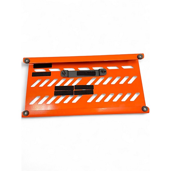 Used Gator LARGE ALUMINUM W/ BAG Pedal Board