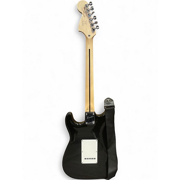 Used 2007 Squier Stratocaster HSS Black Solid Body Electric Guitar
