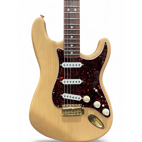 Used Fender Stratocaster Deluxe Worn Natural Solid Body Electric Guitar