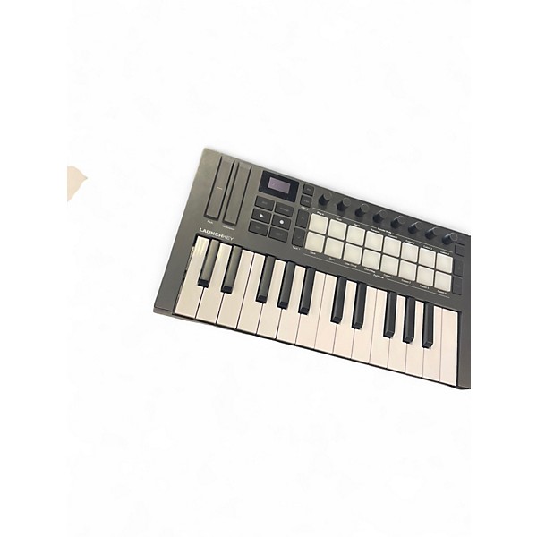 Used Novation LAUNCHKEY MINI MK4 MIDI Controller
