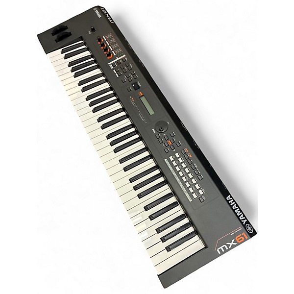 Used Yamaha MX61 61 Key Keyboard Workstation