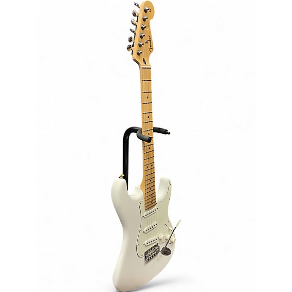Used Fender Player Stratocaster Polar White Solid Body Electric Guitar