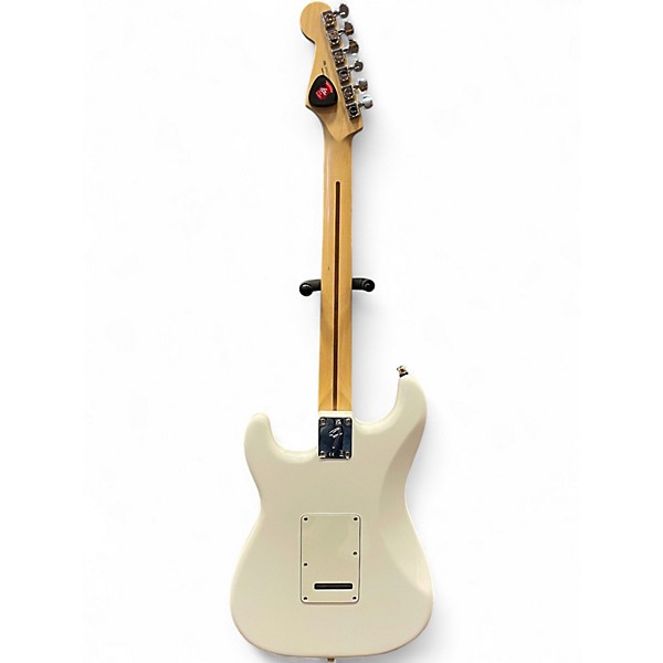 Used Fender Player Stratocaster Polar White Solid Body Electric Guitar
