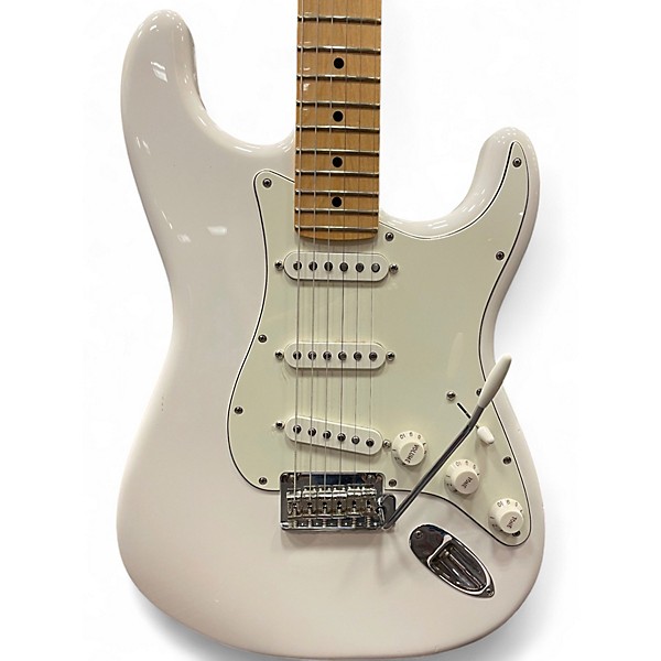 Used Fender Player Stratocaster Polar White Solid Body Electric Guitar