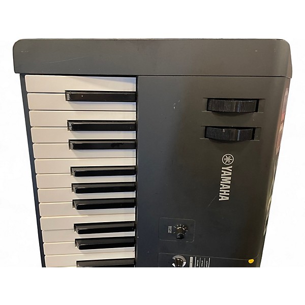Used Yamaha MX88 Synthesizer