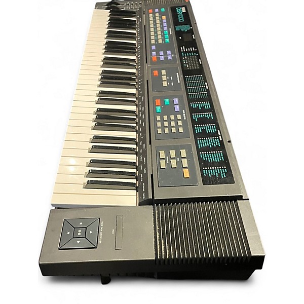 Used Yamaha DSR1000 Synthesizer