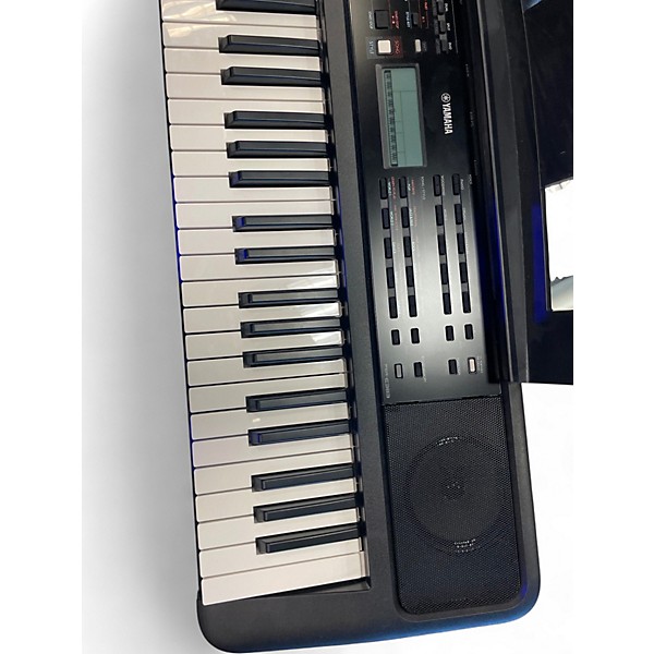 Used Yamaha PSR383 Portable Keyboard