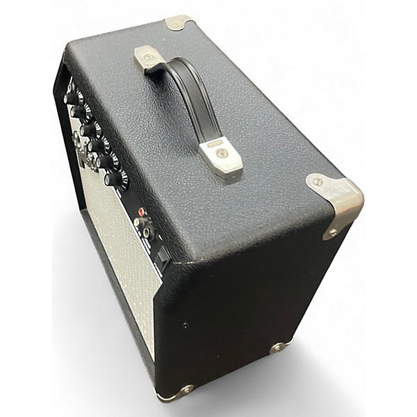 Used Fender Frontman 15G 15W Guitar Combo Amp