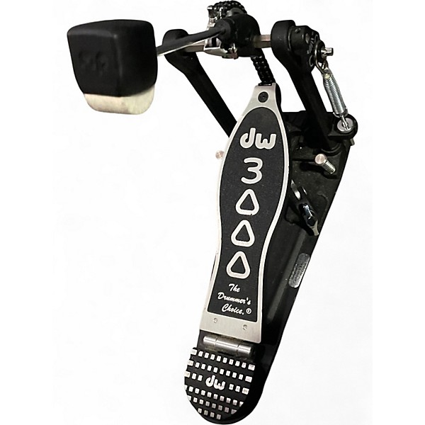 Used DW 3000 Series Single Single Bass Drum Pedal