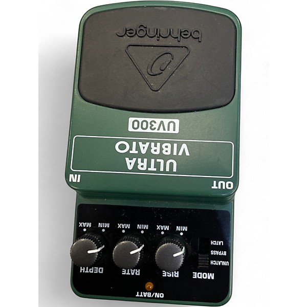 Used Behringer UV300 Ultra Vibrato Effect Pedal