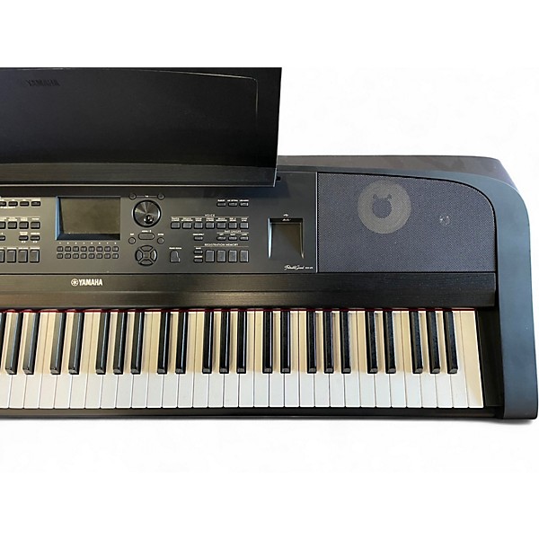 Used Yamaha DGX670 Digital Piano