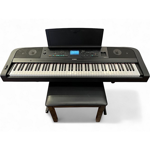 Used Yamaha DGX670 Digital Piano