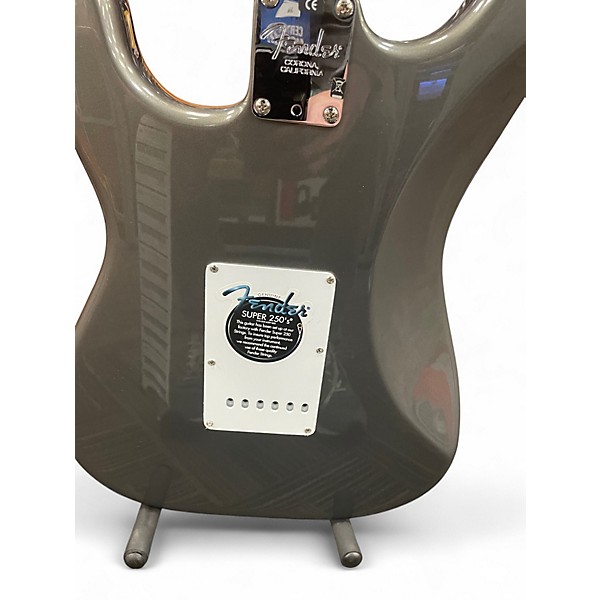 Used 2006 Fender Eric Clapton Signature Stratocast Pewter Solid Body Electric Guitar