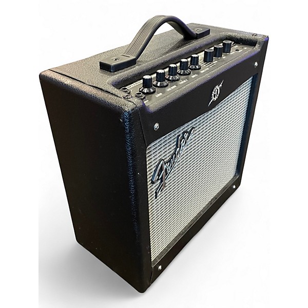 Used Fender Mustang I V2 20W 1X8 Guitar Combo Amp