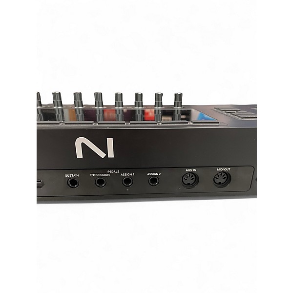 Used Native Instruments KOMPLETE KONTROL S61 MK3 MIDI Controller