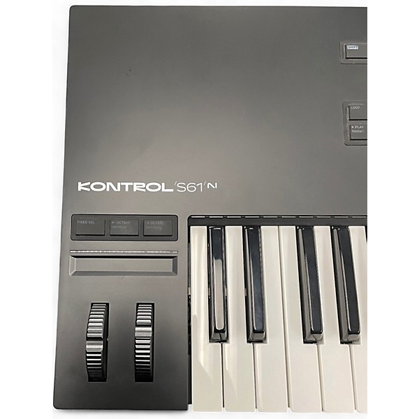Used Native Instruments KOMPLETE KONTROL S61 MK3 MIDI Controller