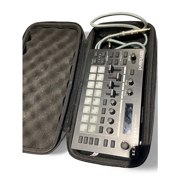Used Roland MC-101 GROOVEBOX Production Controller