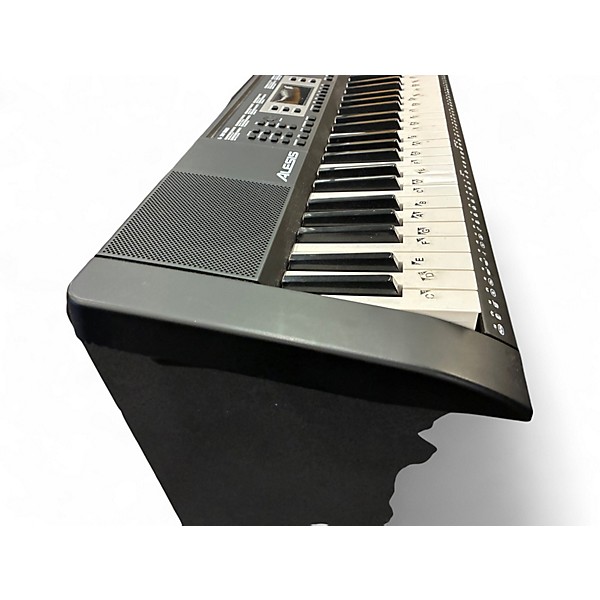 Used Alesis Bravo61 Digital Piano